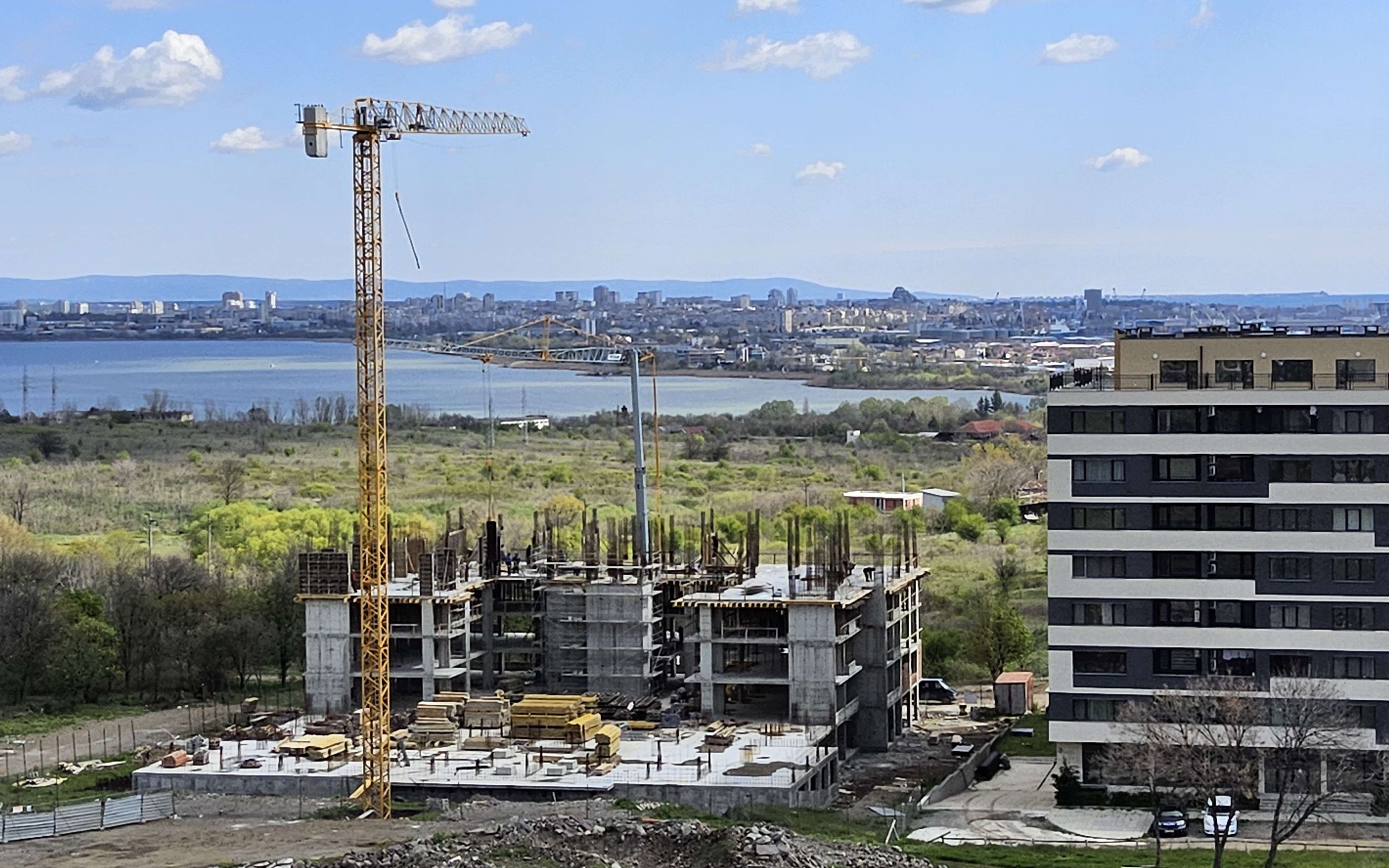 Жилищна сграда УПИ - 315 зона Д